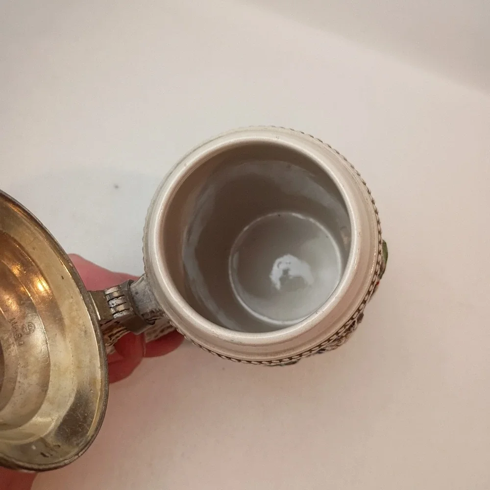 Vintage German Beer Stein/Mug w/Pewter Lid 9